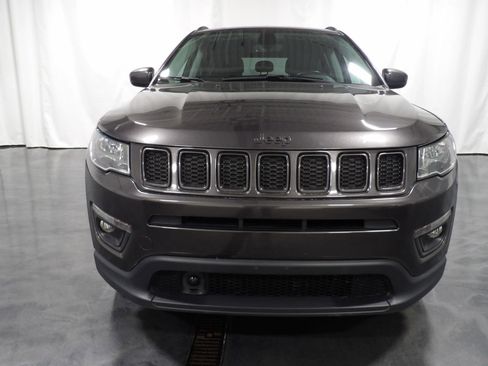 Used 2021 Jeep Compass Latitude w/ Convenience Group AWD/4WD image 2