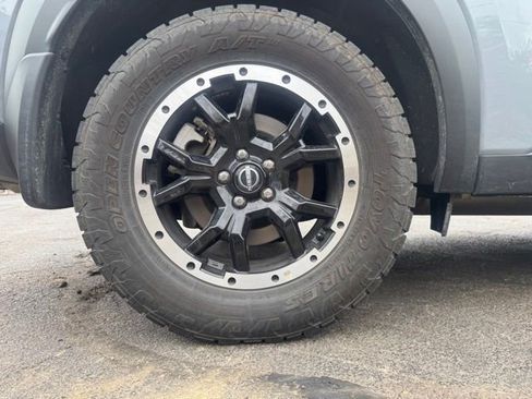 Used 2025 Nissan Pathfinder Rock Creek image 18