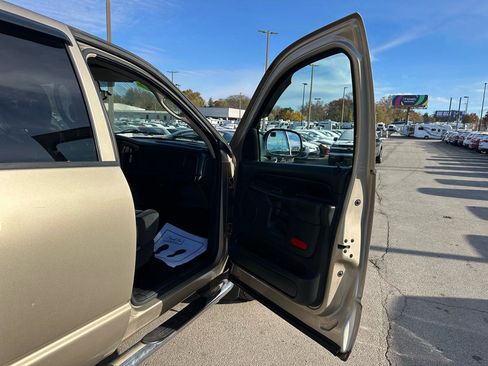Used 2005 Dodge Ram 1500 Truck SLT w/ Quad Cab Big Horn Value Group RWD image 9