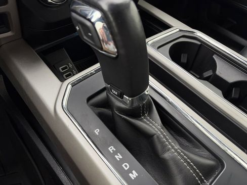 Used 2020 Ford F150 Lariat RWD image 32