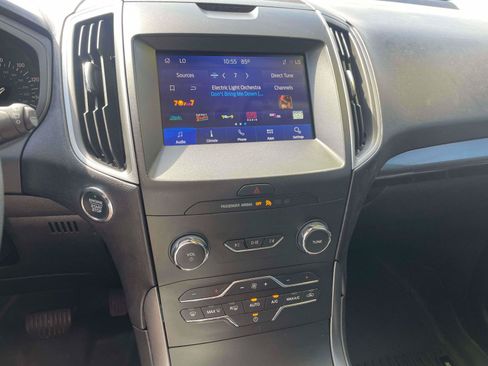 Used 2020 Ford Edge SE AWD/4WD image 8