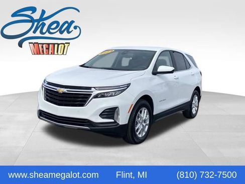 Certified 2024 Chevrolet Equinox LT w/ LPO, Floor Liner Package image 1