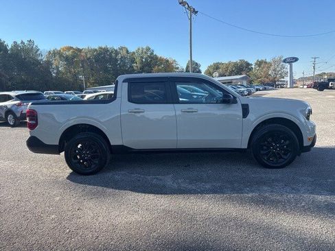 Used 2024 Ford Maverick Lariat w/ Black Appearance Package AWD/4WD image 8
