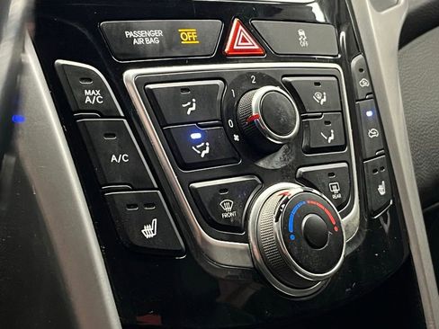 Used 2015 Hyundai Elantra GT w/ Option Group 02 FWD image 8