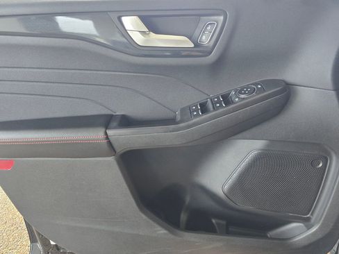 Used 2025 Ford Escape ST-Line AWD/4WD image 35