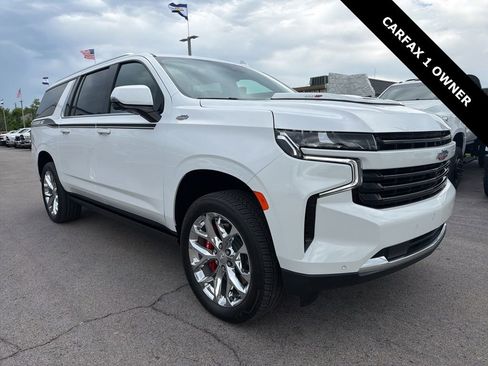 Used 2023 Chevrolet Suburban High Country AWD/4WD image 1