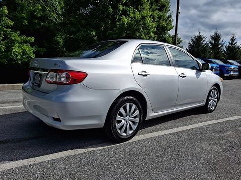 Used 2013 Toyota Corolla LE FWD image 6