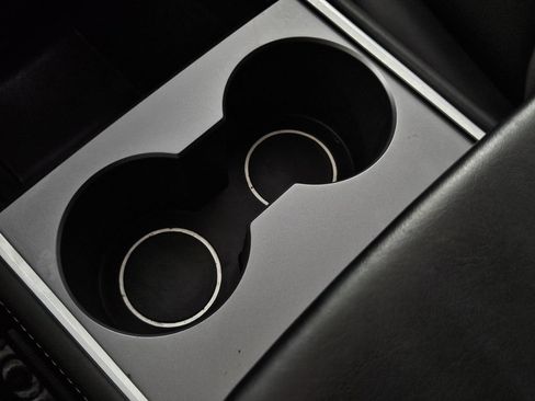 Used 2022 Tesla Model 3 Long Range AWD/4WD image 16