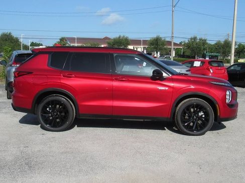 New 2025 Mitsubishi Outlander SEL Black Edition image 2