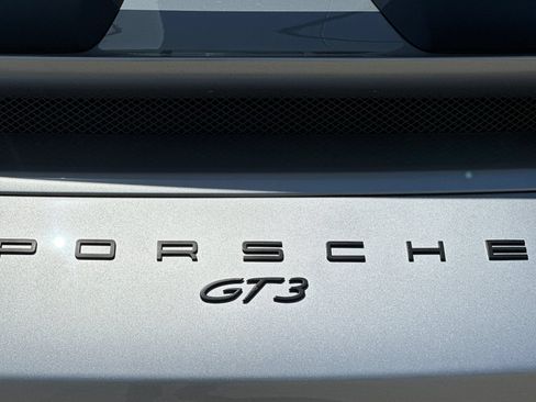 Used 2018 Porsche 911 GT3 RWD image 37
