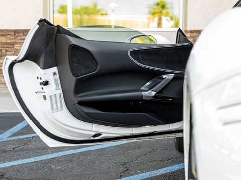 Used 2024 Ferrari SF90 Spider AWD/4WD image 13