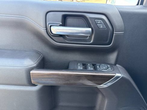 Used 2019 Chevrolet Silverado 1500 LT w/ Texas Edition RWD image 17
