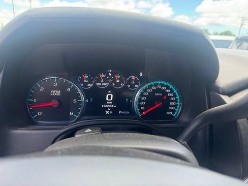 Used 2016 Chevrolet Suburban LTZ AWD/4WD image 5