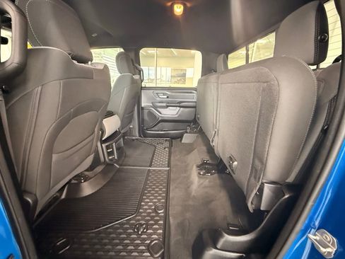 Used 2021 RAM 1500 Big Horn image 24