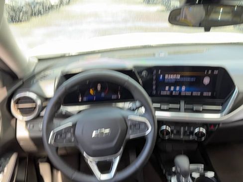 Used 2025 Chevrolet Trax ACTIV w/ Driver Confidence Package FWD image 13