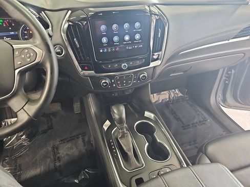 Used 2023 Chevrolet Traverse LT w/ LT Premium Package AWD/4WD image 28