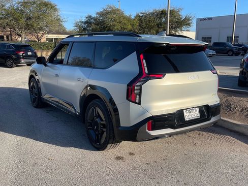 Used 2024 Kia EV9 GT-Line image 63