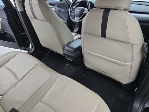 Used 2017 Honda Civic Touring image 11
