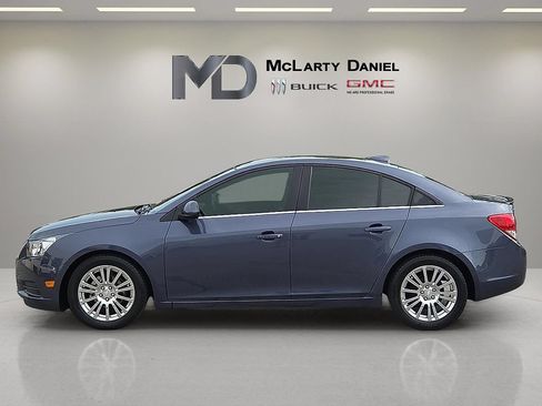 Used 2014 Chevrolet Cruze Eco FWD image 2