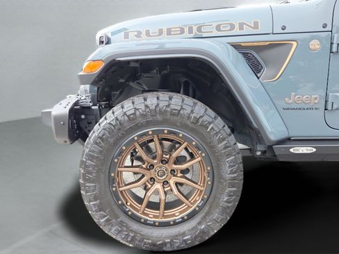 Used 2025 Jeep Wrangler Unlimited Rubicon 392 image 36