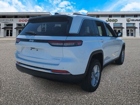New 2026 Jeep Grand Cherokee Laredo X AWD/4WD image 8