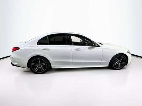 Used 2022 Mercedes-Benz C 300 4MATIC Sedan image 4