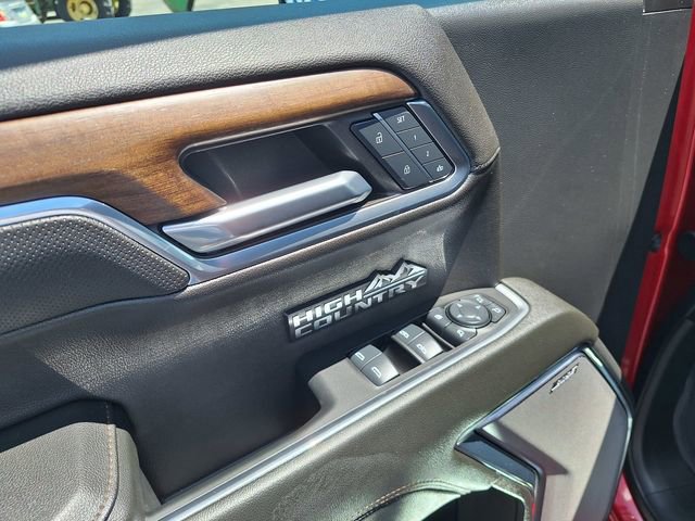 Used 2024 Chevrolet Silverado 1500 High Country w/ High Country Premium Package AWD/4WD image 18