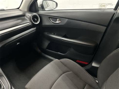 Used 2020 Kia Forte LXS image 13