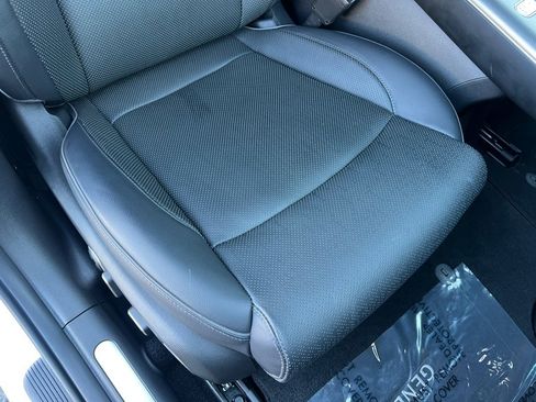 Used 2023 Genesis GV60 Advanced image 43