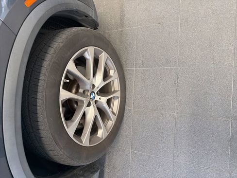 Used 2019 BMW X5 xDrive40i w/ Premium Package 2 AWD/4WD image 14