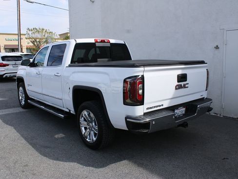 Used 2018 GMC Sierra 1500 SLT image 5