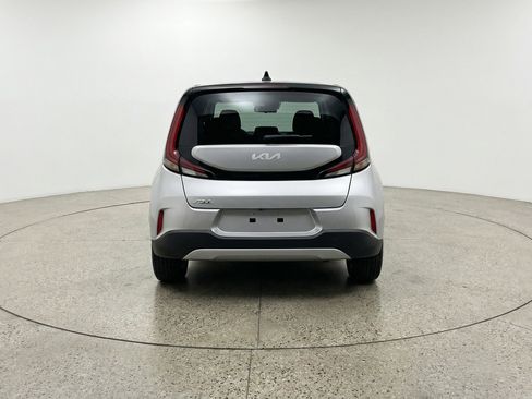 Used 2025 Kia Soul LX w/ LX Technology Package image 7