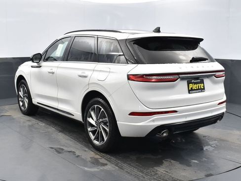 New 2025 Lincoln Corsair Grand Touring image 7