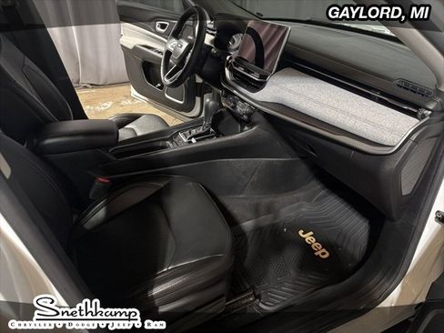 Used 2022 Jeep Compass Latitude image 19