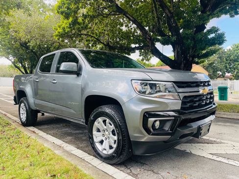 Used 2022 Chevrolet Colorado LT w/ LT Convenience Package image 7