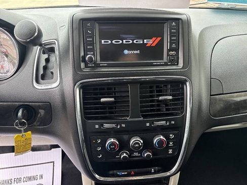 Used 2017 Dodge Grand Caravan SE w/ Power Window Group FWD image 6