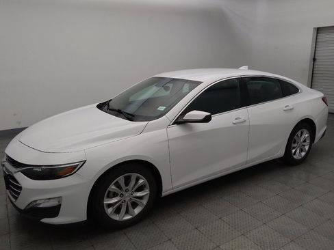 Used 2022 Chevrolet Malibu LT FWD image 2