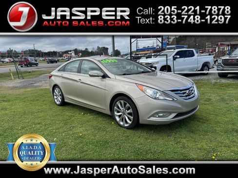 Used 2011 Hyundai Sonata Limited w/ Navigation Pkg 5 FWD image 1