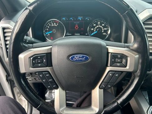 Used 2018 Ford F150 Platinum w/ Technology Package AWD/4WD image 31