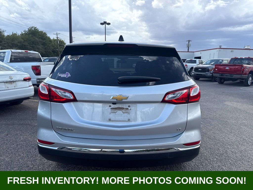 Used 2021 Chevrolet Equinox LT FWD image 3