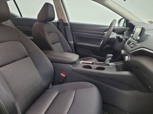 Used 2022 Nissan Altima 2.5 S FWD image 21