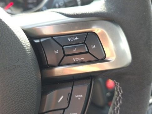 Used 2016 Ford Mustang Shelby GT350 w/ Technology Package image 21