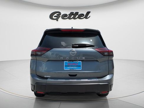 Certified 2026 Nissan Rogue SV FWD image 12