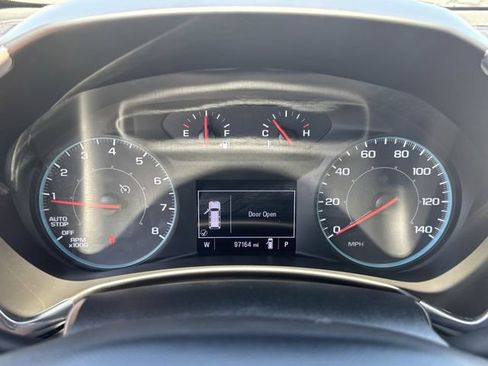 Used 2022 Chevrolet Equinox LS FWD image 29