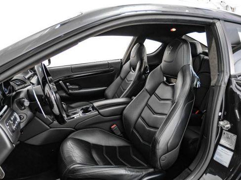 Used 2014 Maserati GranTurismo MC image 39