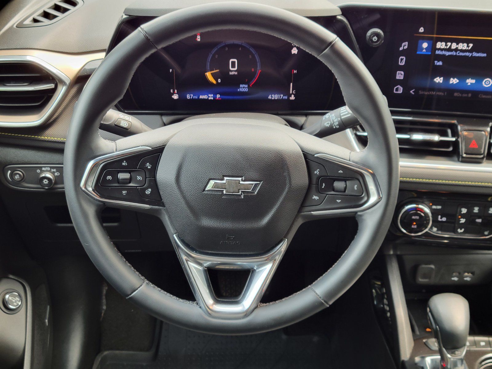 Used 2024 Chevrolet TrailBlazer ACTIV w/ Convenience Package AWD/4WD image 28