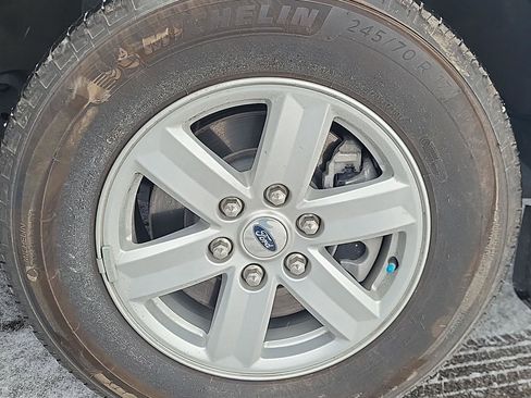 Used 2023 Ford F150 XLT w/ Trailer Tow Package image 13