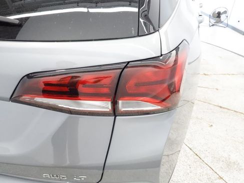Used 2024 Chevrolet Equinox LT AWD/4WD image 18
