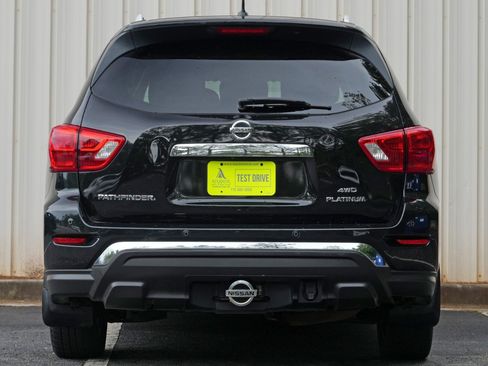 Used 2017 Nissan Pathfinder Platinum AWD/4WD image 10