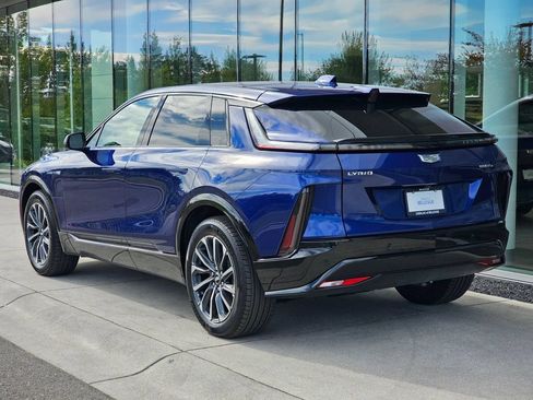 New 2026 Cadillac Lyriq Sport AWD/4WD image 3